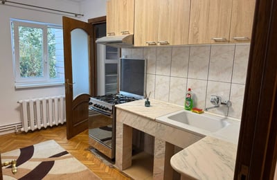 Rental of a spacious 4-room apartment, 108 m², Faleza Nord, Constanta, Romania